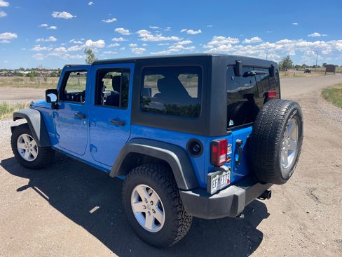 Used 2011 Jeep Wrangler Unlimited Sport AWD/4WD image 4