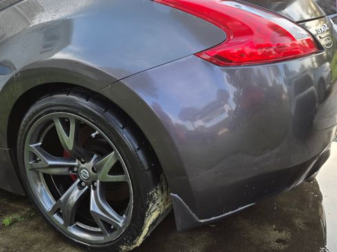 Used 2010 Nissan 370Z Touring w/ Sport Pkg image 13