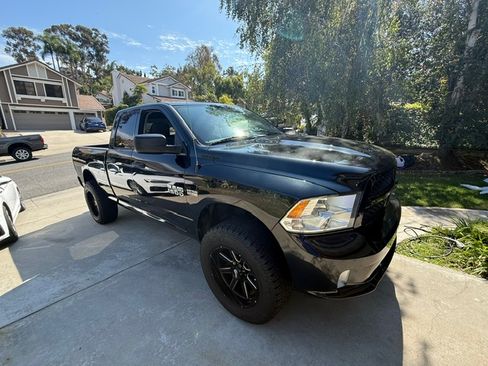 Used 2016 RAM 1500 Express image 2
