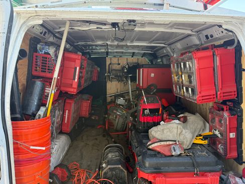 Used 2009 Ford E-150 and Econoline 150 image 11