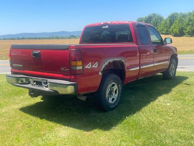 Used 2002 GMC Sierra 1500 4x4 Extended Cab w/ Sierra Professional Pkg image 2
