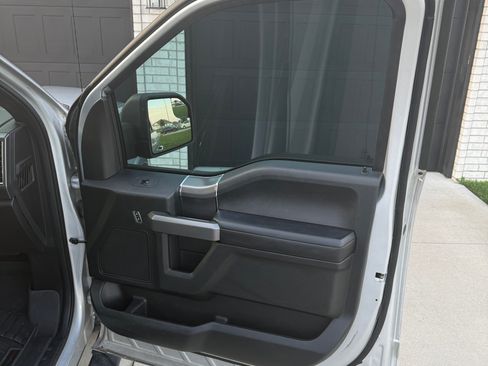 Used 2016 Ford F150 XLT w/ Equipment Group 302A Luxury RWD image 15