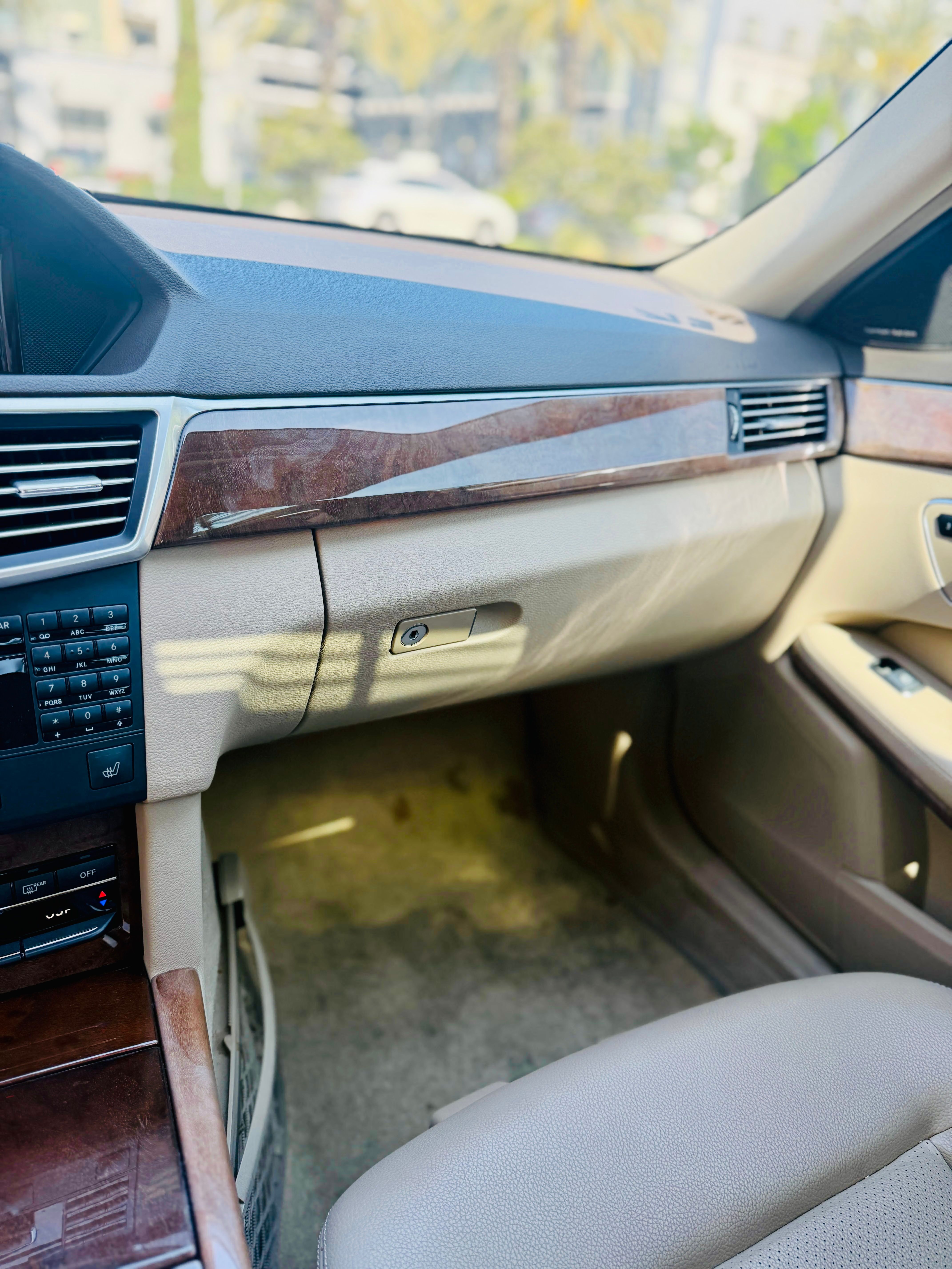 Used 2012 Mercedes-Benz E 350 Sedan image 10