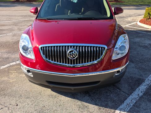 Used 2012 Buick Enclave Premium image 17