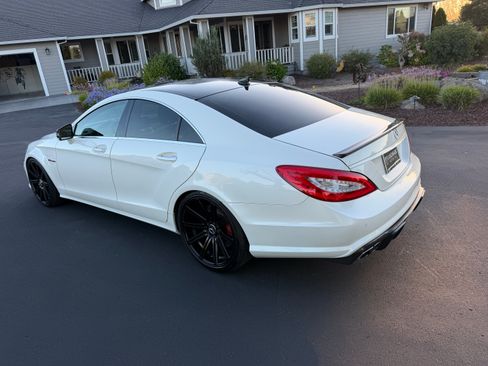Used 2012 Mercedes-Benz CLS 63 AMG image 2