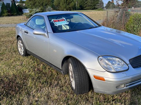 Used 1998 Mercedes-Benz SLK 230 image 4