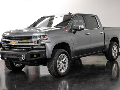 Used 2021 Chevrolet Silverado 1500 LTZ image 1
