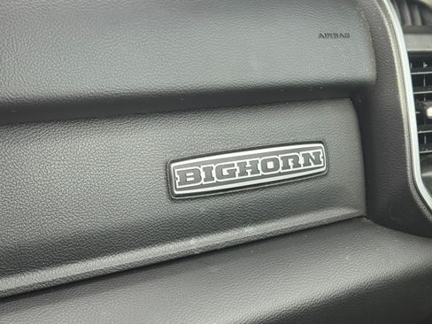 Used 2019 RAM 1500 Big Horn AWD/4WD image 5