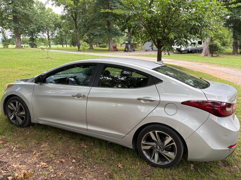 Used 2014 Hyundai Elantra Limited FWD image 6