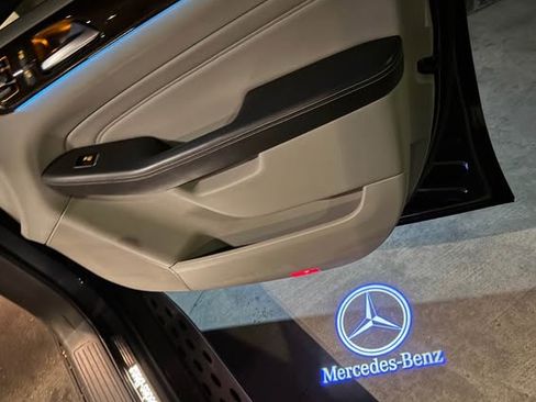 Used 2012 Mercedes-Benz ML 350 ML 350 4MATIC Sport Utility 4D image 13