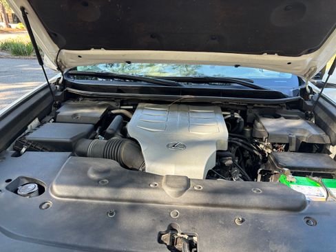 Used 2017 Lexus GX 460 image 16