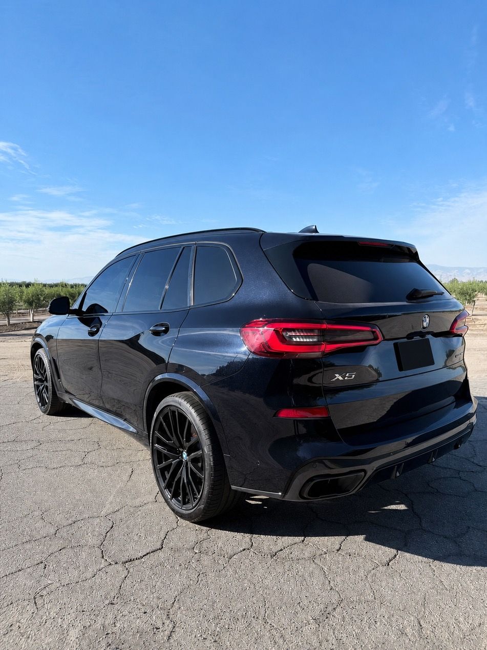 Used 2020 BMW X5 sDrive40i w/ M Sport Package RWD image 4