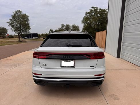 Used 2023 Audi Q8 Prestige AWD/4WD image 5