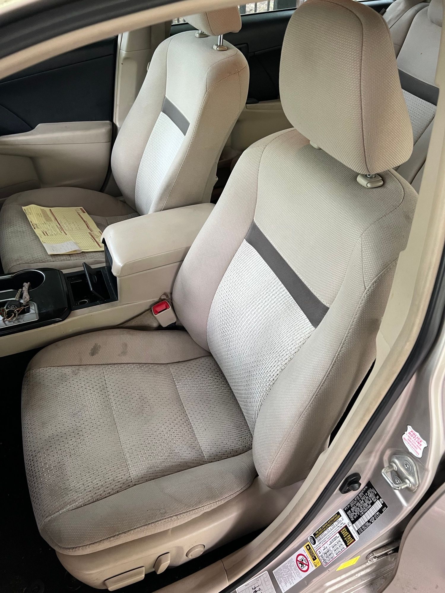 Used 2013 Toyota Camry LE FWD image 19