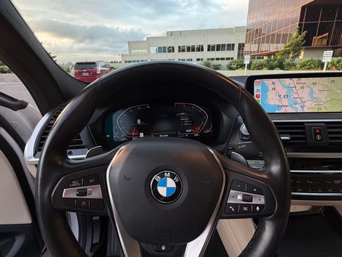 Used 2020 BMW X4 xDrive30i w/ Driving Assistance Package AWD/4WD image 4