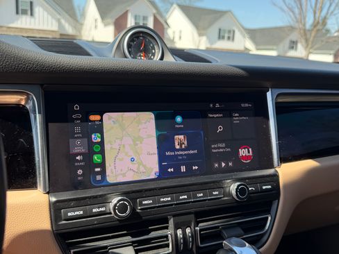 Used 2019 Porsche Macan Sport Edition image 17