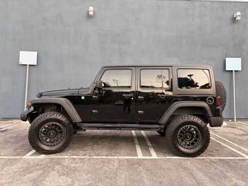 Used 2017 Jeep Wrangler Unlimited Sport w/ Connectivity Group image 1