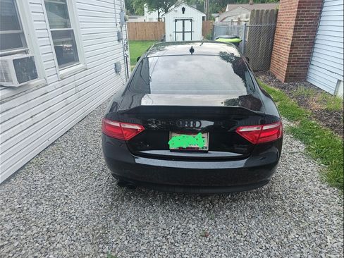 Used 2011 Audi A5 2.0T Premium image 6