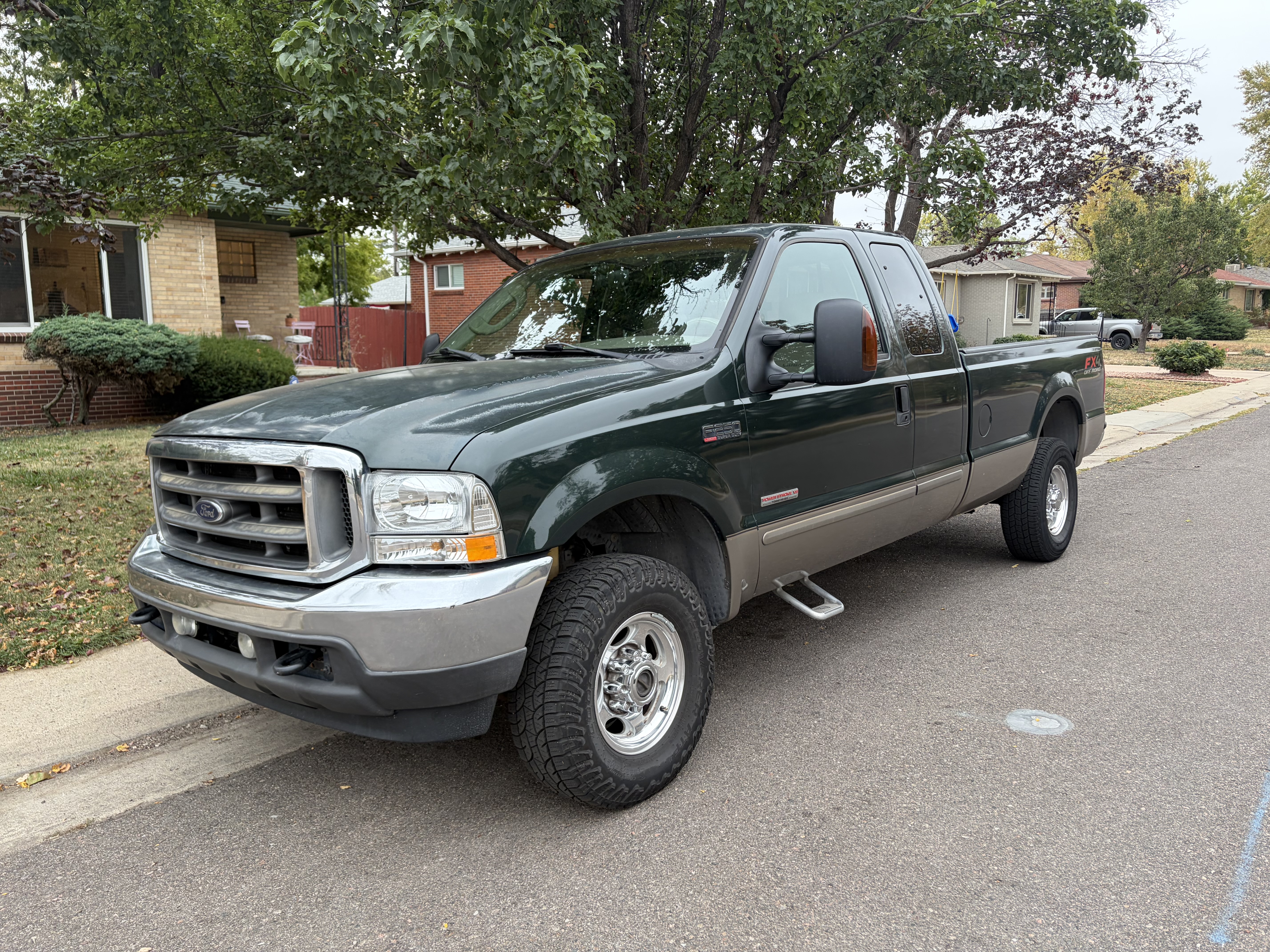 Used 2003 Ford F250 Lariat AWD/4WD image 1
