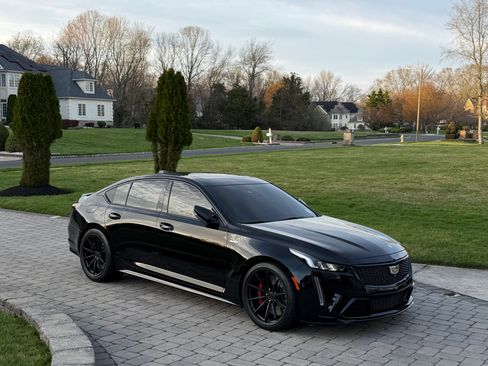 Used 2022 Cadillac CT5 V Blackwing w/ Parking Package RWD image 6