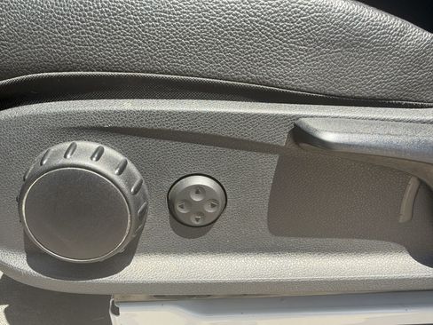 Used 2024 Mercedes-Benz Sprinter 2500 image 15