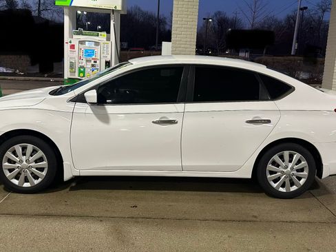 Used 2017 Nissan Sentra S image 12