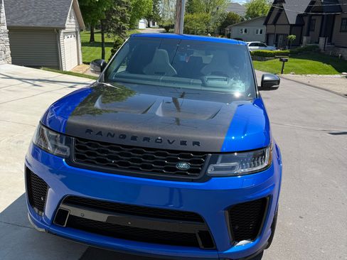 Used 2019 Land Rover Range Rover Sport SVR AWD/4WD image 1