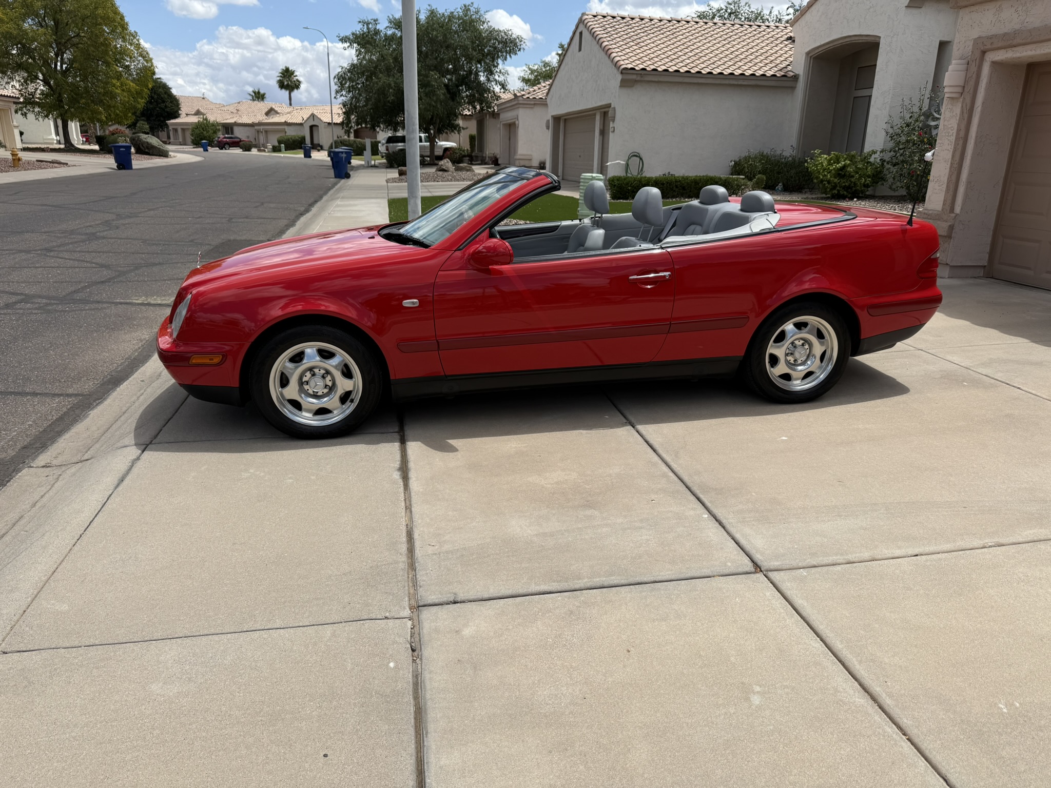 Used 1999 Mercedes-Benz CLK 320 Cabriolet image 4