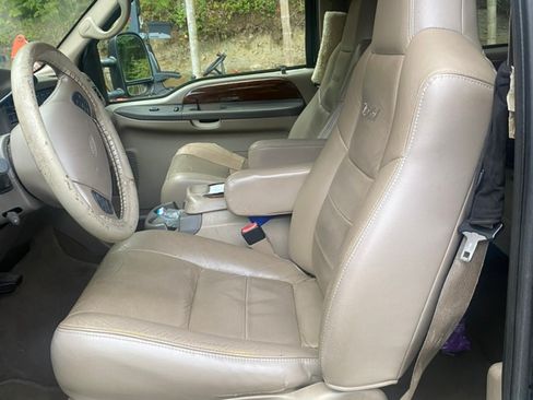 Used 2002 Ford Excursion Limited image 13