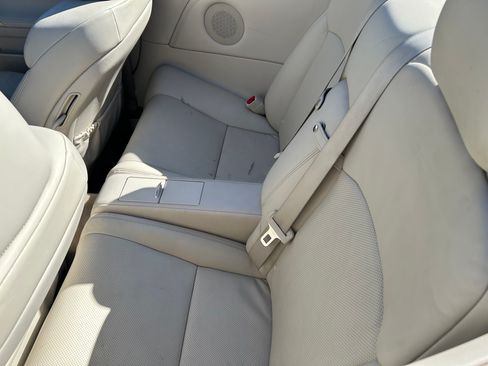 Used 2010 Lexus IS 350C RWD image 5