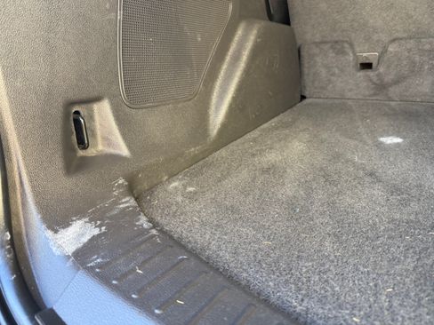 Used 2018 Ford Escape Titanium w/ Ford Safe & Smart Package image 16