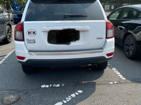 Used 2016 Jeep Compass High Altitude AWD/4WD image 2
