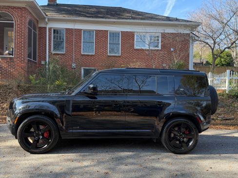 Used 2021 Land Rover Defender 110 X image 1