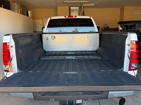 Used 2013 GMC Sierra 2500 SLE w/ Convenience Package image 11
