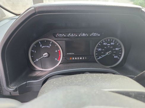 Used 2019 Ford F250 XLT w/ XLT Premium Package AWD/4WD image 6