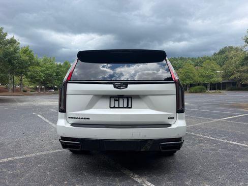 Used 2024 Cadillac Escalade Sport Platinum AWD/4WD image 8