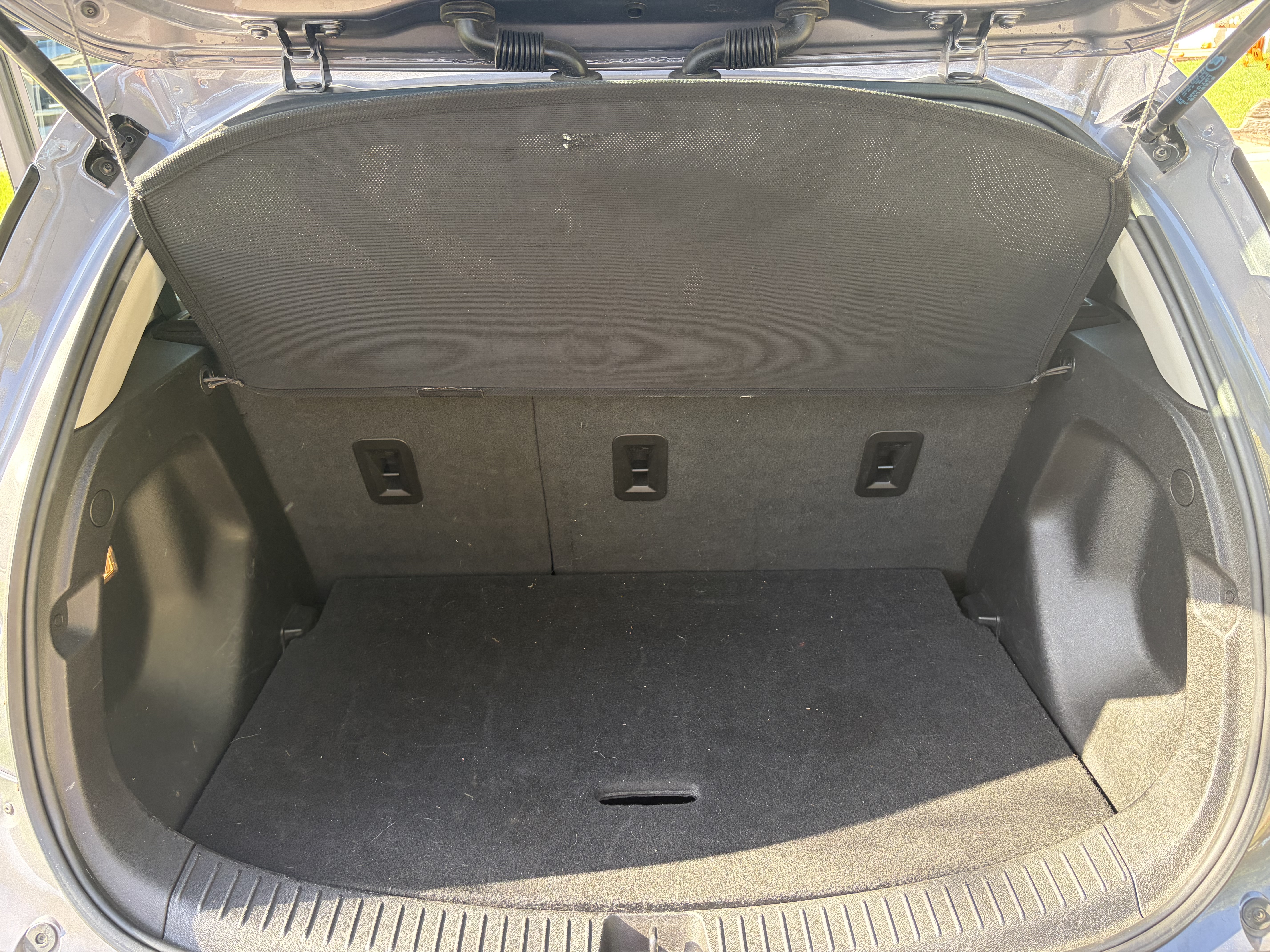 Used 2023 Chevrolet Bolt LT FWD image 11