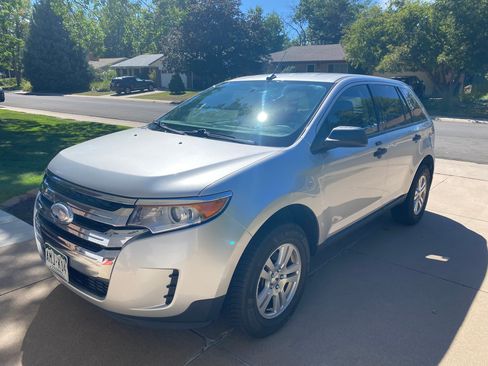 Used 2012 Ford Edge SE FWD image 1