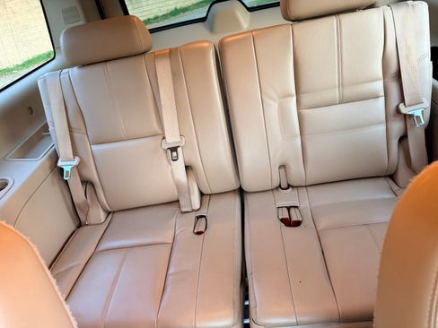 Used 2011 GMC Yukon XL SLT w/ Texas Edition image 12