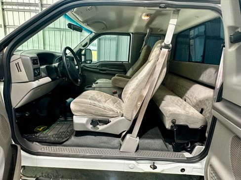 Used 1999 Ford F250 4x4 SuperCab Super Duty image 10