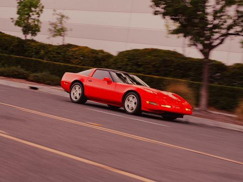 Used 1996 Chevrolet Corvette Coupe image 6