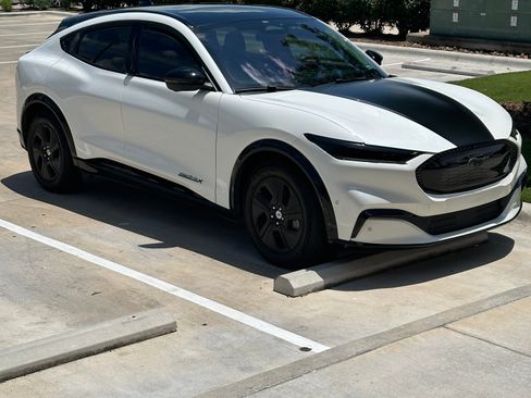 Used 2022 Ford Mustang Mach-E California Route 1 image 1