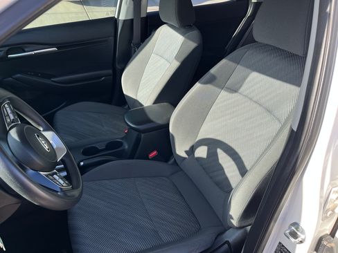 Used 2021 Kia Seltos LX image 12