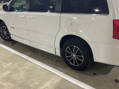 Used 2017 Dodge Grand Caravan SXT