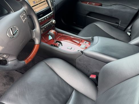 Used 2011 Lexus LS 460 image 5