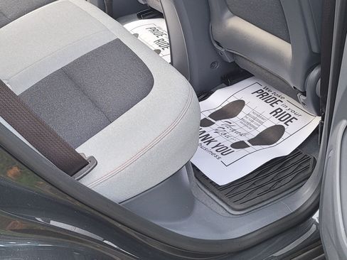 Used 2017 Chevrolet Bolt LT image 9