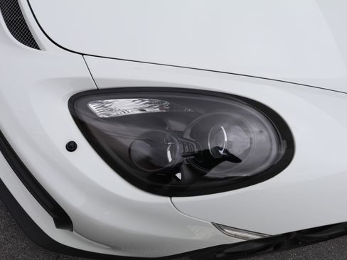 Used 2016 Porsche Cayman GT4 image 19