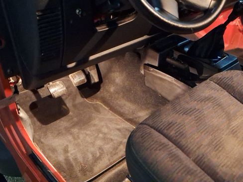 Used 2005 Jeep Wrangler X w/ Tire & Wheel Group (Ecco) image 8