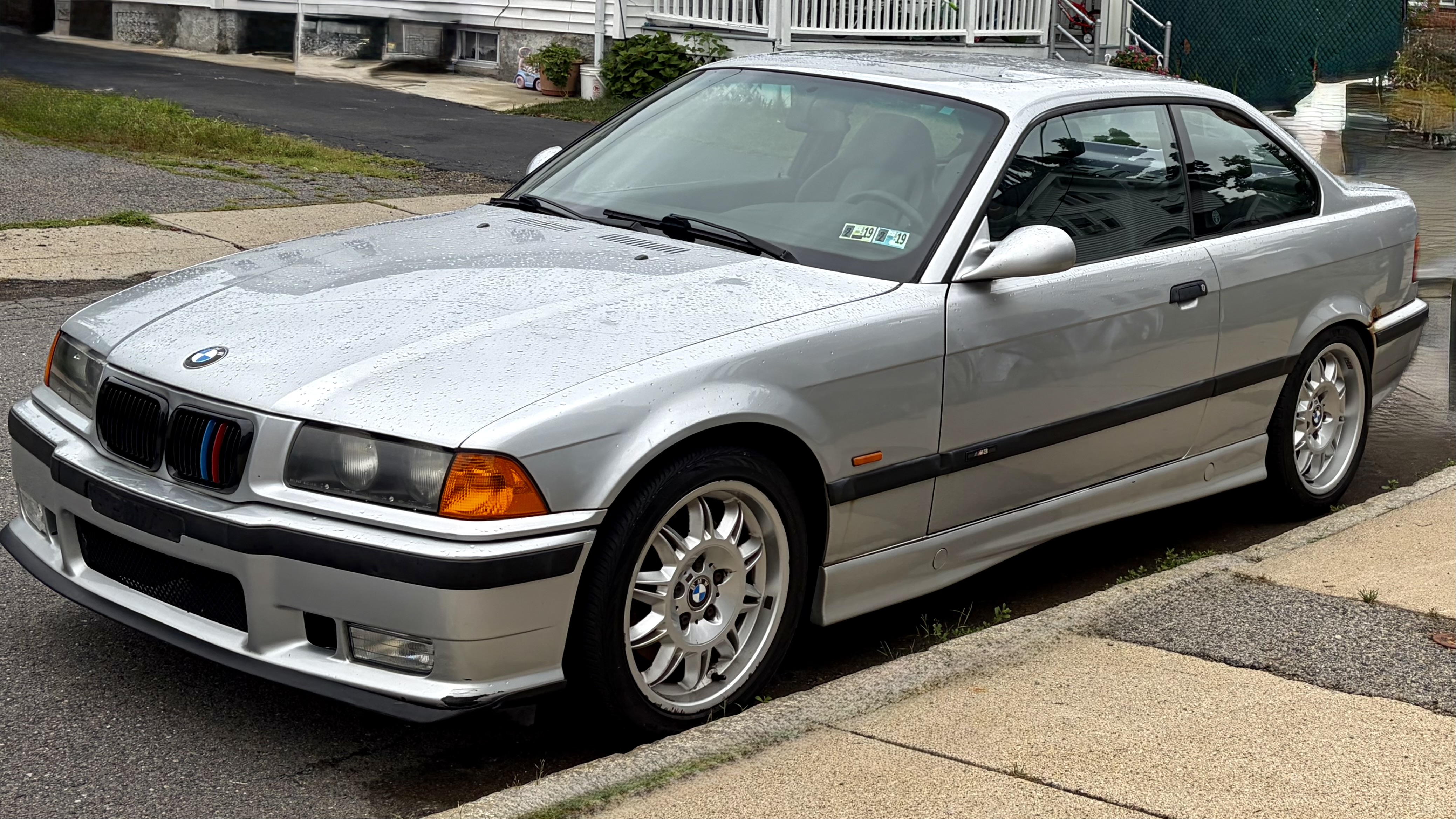 Used 1999 BMW M3 Coupe RWD image 2