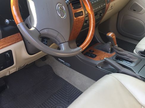 Used 2004 Lexus GX 470 AWD/4WD image 9